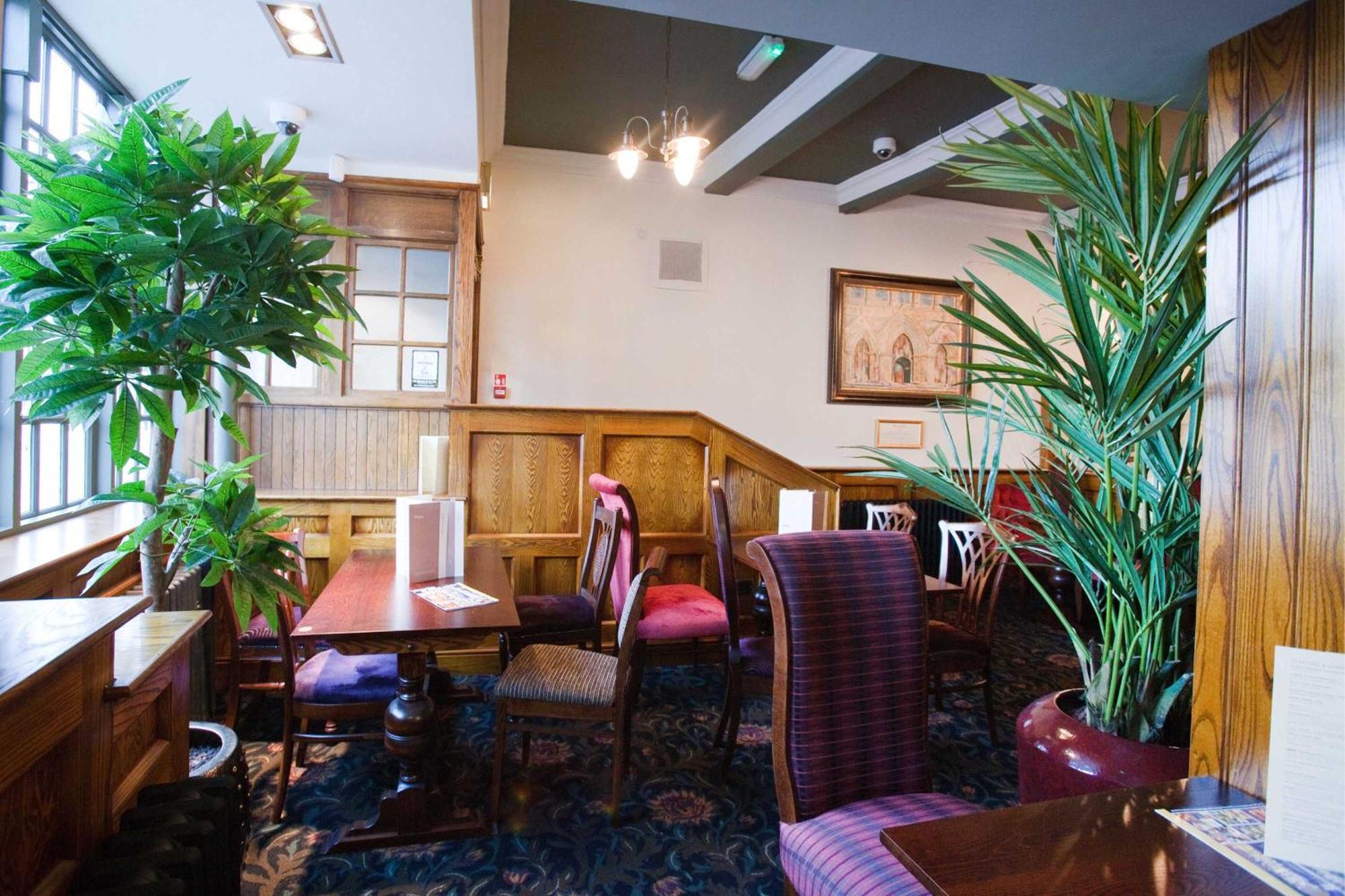 The Unicorn Hotel Wetherspoon Рипон Экстерьер фото
